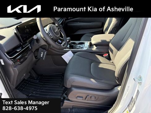 Used 2026 Kia Carnival SX Prestige image 19