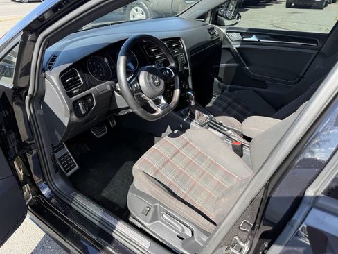 Used 2015 Volkswagen GTI S image 8