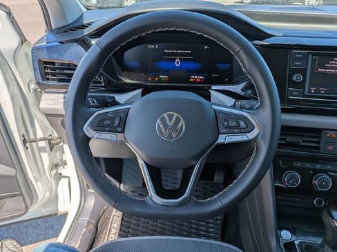 Used 2023 Volkswagen Taos S AWD/4WD image 9