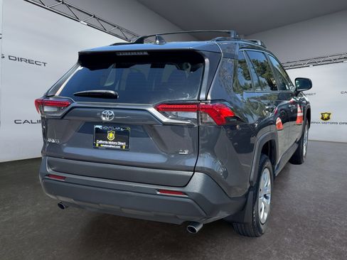 Used 2020 Toyota RAV4 LE w/ Carpet Mat Package FWD image 5