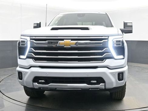 New 2026 Chevrolet Silverado 2500 High Country w/ High Country Premium Package AWD/4WD image 3