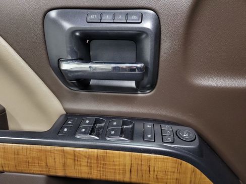 Used 2015 GMC Sierra 1500 SLT w/ SLT Crew Cab Value Package image 21