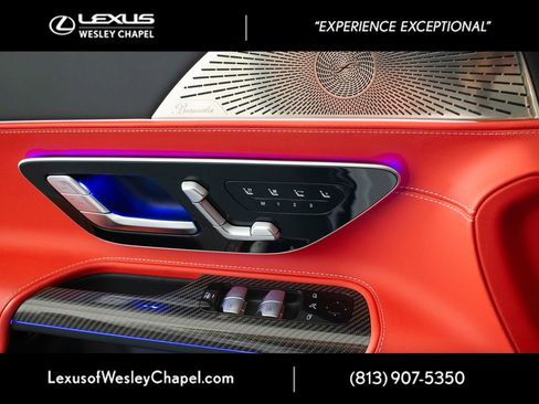 Used 2022 Mercedes-Benz SL 63 AMG 4MATIC image 36