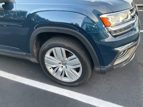 Used 2019 Volkswagen Atlas SE w/ Towing Package AWD/4WD image 3