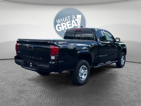Used 2019 Toyota Tacoma SR w/ SR Convenience Package AWD/4WD image 3