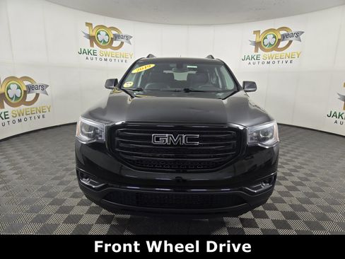 Certified 2019 GMC Acadia SLT w/ Black Edition FWD image 2