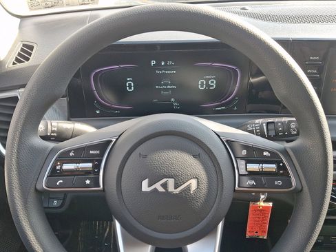 New 2026 Kia Seltos LX image 17