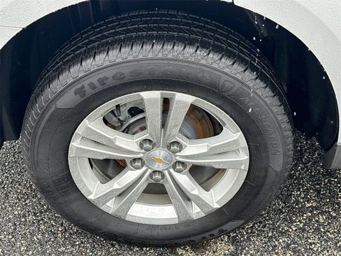 Used 2015 Chevrolet Equinox LS image 17