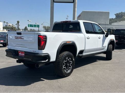 New 2026 GMC Sierra 2500 AT4X image 11