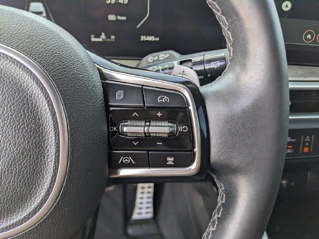 Used 2025 Kia Sorento SX Prestige AWD/4WD image 35