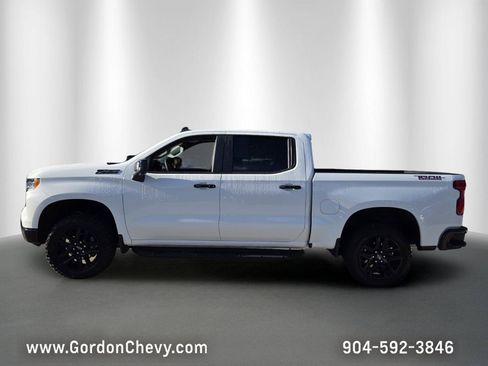 Used 2026 Chevrolet Silverado 1500 LT Trail Boss w/ LT Trail Boss Premium Package AWD/4WD image 2