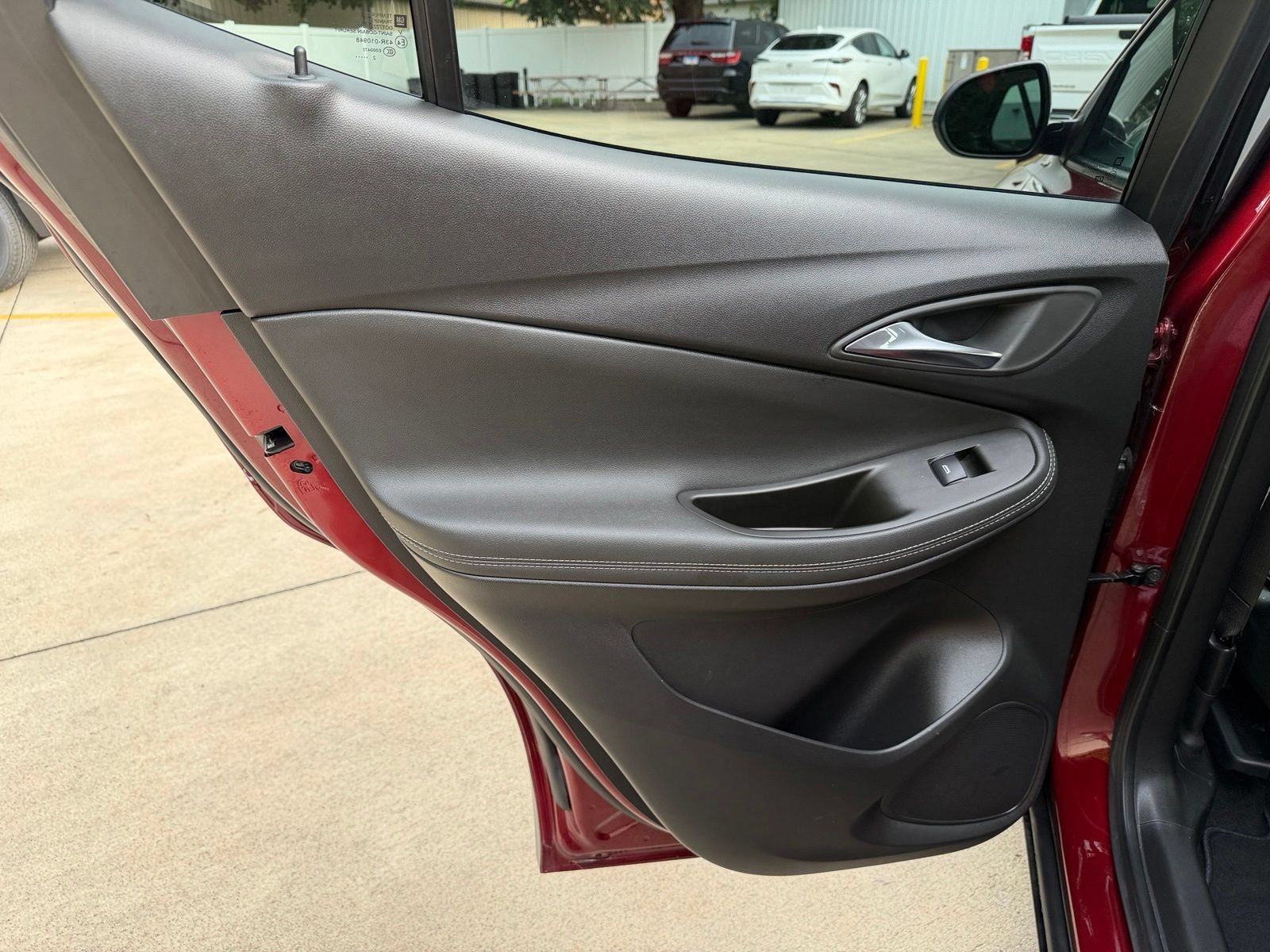 Used 2023 Buick Encore GX Select FWD image 23
