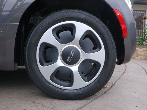 Used 2017 FIAT 500 e image 30