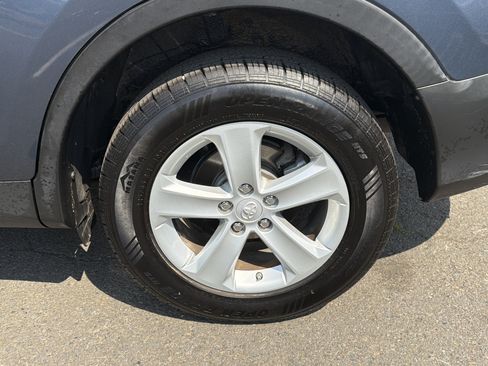 Used 2014 Toyota RAV4 XLE AWD/4WD image 26