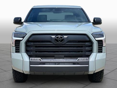 New 2026 Toyota Tundra SR5 AWD/4WD image 3