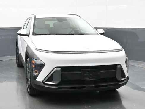 Certified 2024 Hyundai Kona SEL FWD image 7