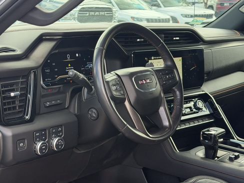 Used 2022 GMC Sierra 1500 AT4 w/ AT4 Premium Package AWD/4WD image 13