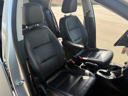 Used 2014 Buick Encore Premium AWD/4WD image 34
