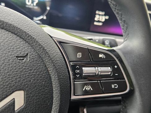 Used 2025 Kia Seltos EX w/ EX Sunroof Package FWD image 24