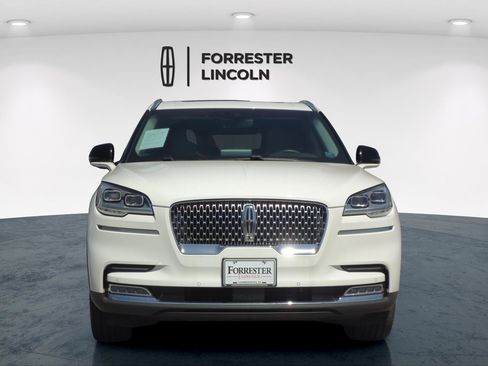 Used 2020 Lincoln Aviator Reserve w/ Equipment Group 202A AWD/4WD image 8