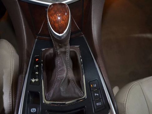 Used 2016 Cadillac SRX Luxury w/ Driver Awareness Package image 13