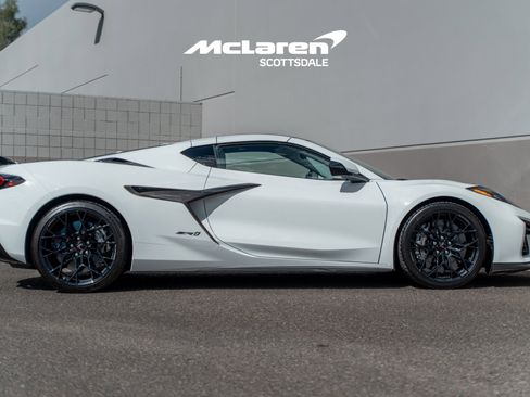 Used 2026 Chevrolet Corvette ZR1 image 8