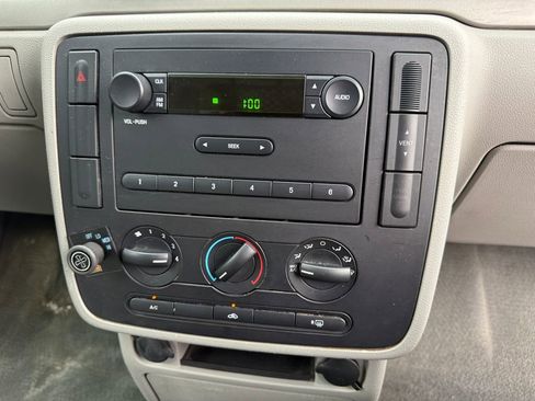 Used 2006 Ford Freestar image 31