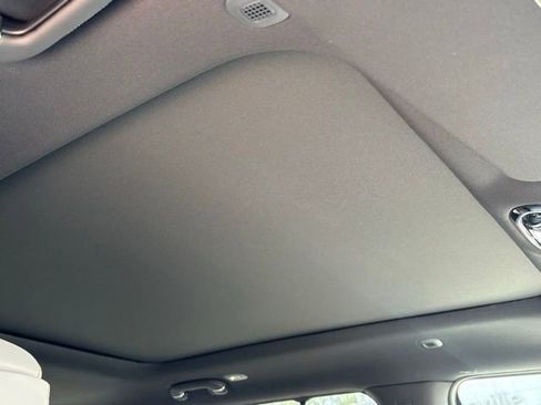 New 2026 Jeep Grand Wagoneer Summit AWD/4WD image 9