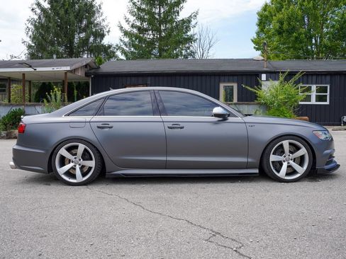 Used 2017 Audi S6 Premium Plus w/ Cold Weather Package AWD/4WD image 9