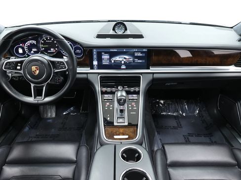 Used 2018 Porsche Panamera Turbo S Executive w/ Assistance Package AWD/4WD image 52