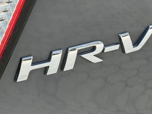 Used 2022 Honda HR-V Sport image 32