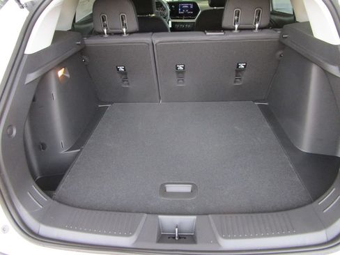 New 2026 Chevrolet Trax LS w/ LS Convenience Package FWD image 10