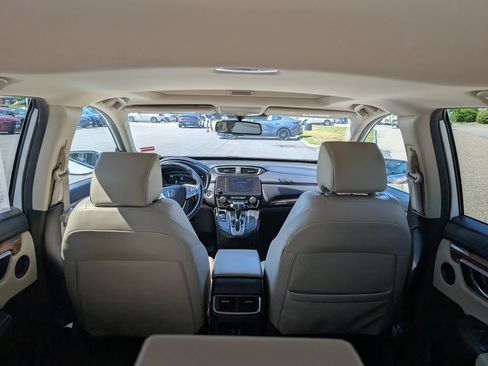 Used 2017 Honda CR-V Touring image 12