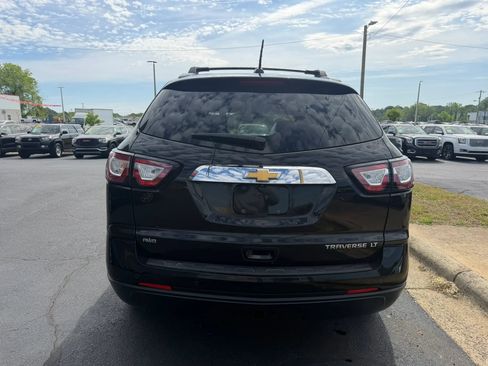 Used 2016 Chevrolet Traverse LT image 6