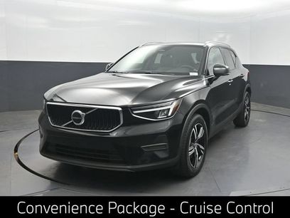 Used 2023 Volvo XC40 B5 Core w/ Convenience Package