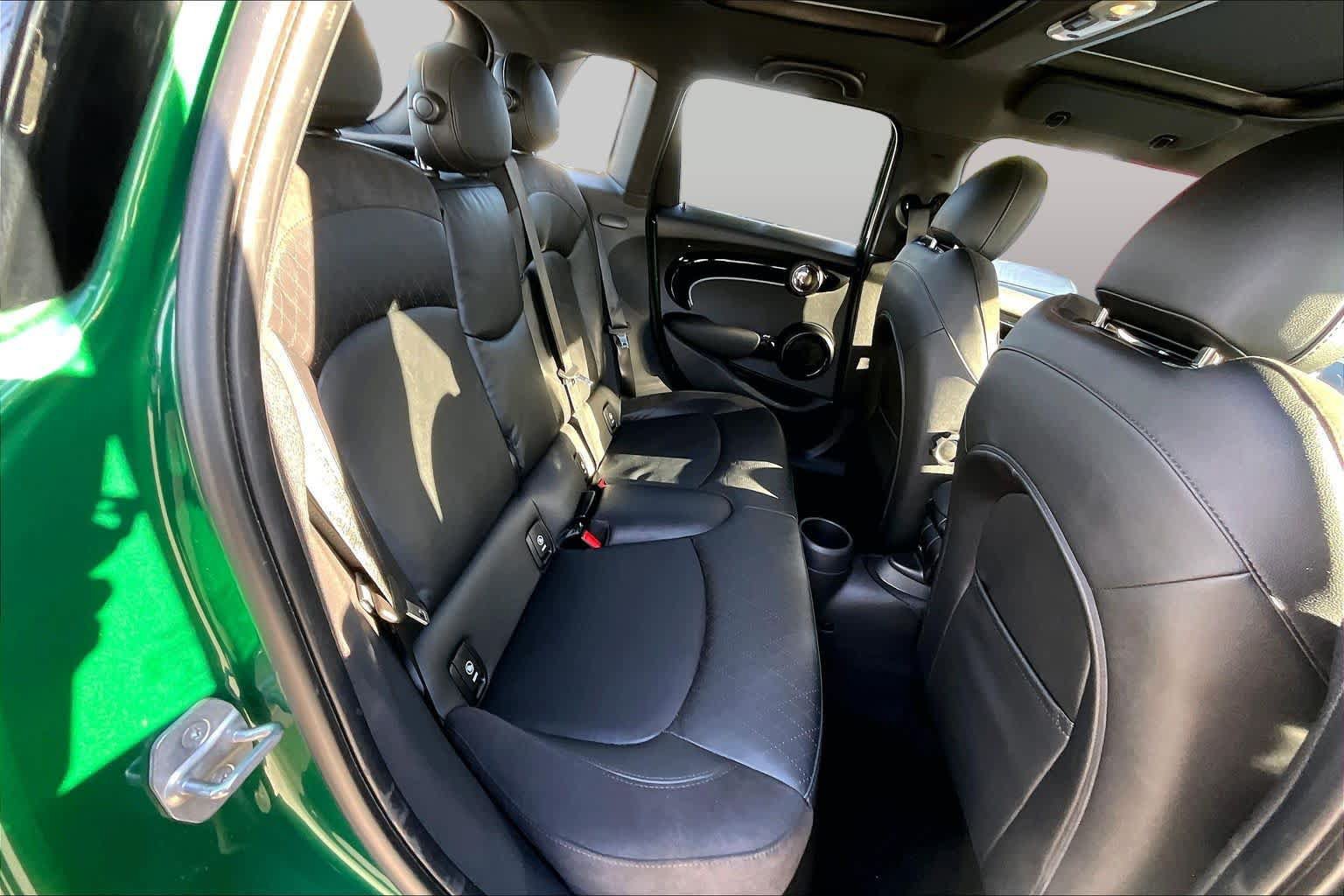 Used 2023 MINI Cooper S w/ Signature Upholstery Package FWD image 19