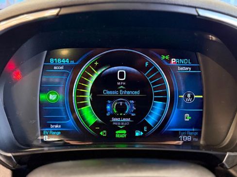 Used 2017 Chevrolet Volt Premier w/ Driver Confidence II Package image 28