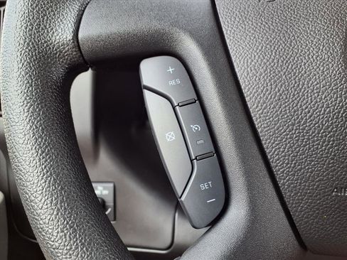 Used 2024 Chevrolet Express 3500 LS w/ Chrome Appearance Package image 11