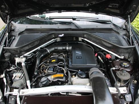 Used 2012 BMW X5 xDrive35i image 19