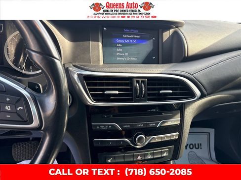 Used 2018 INFINITI QX30 AWD image 15
