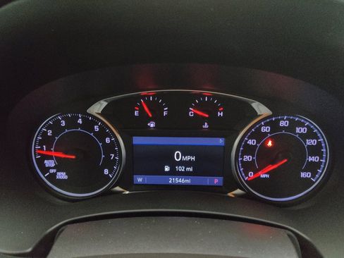 Used 2022 GMC Terrain SLT image 23