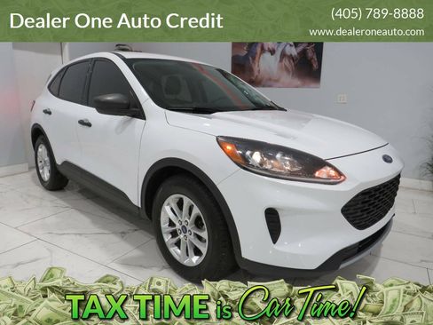 Used 2022 Ford Escape S FWD image 1