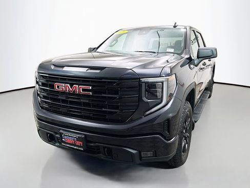 Used 2026 GMC Sierra 1500 Elevation AWD/4WD image 3