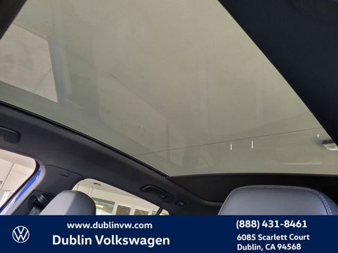Used 2021 Volkswagen ID.4 Pro S w/ ID.4 Protection Package image 17