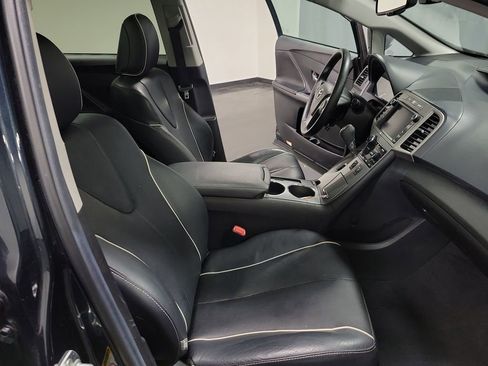 Used 2014 Toyota Venza Limited w/ Tow Prep Package image 21
