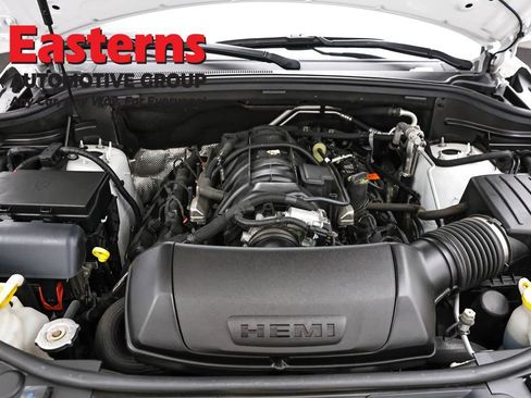 Used 2024 Dodge Durango R/T AWD/4WD image 7