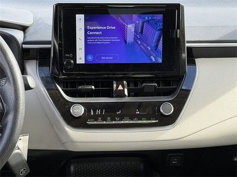 Certified 2025 Toyota Corolla LE image 17