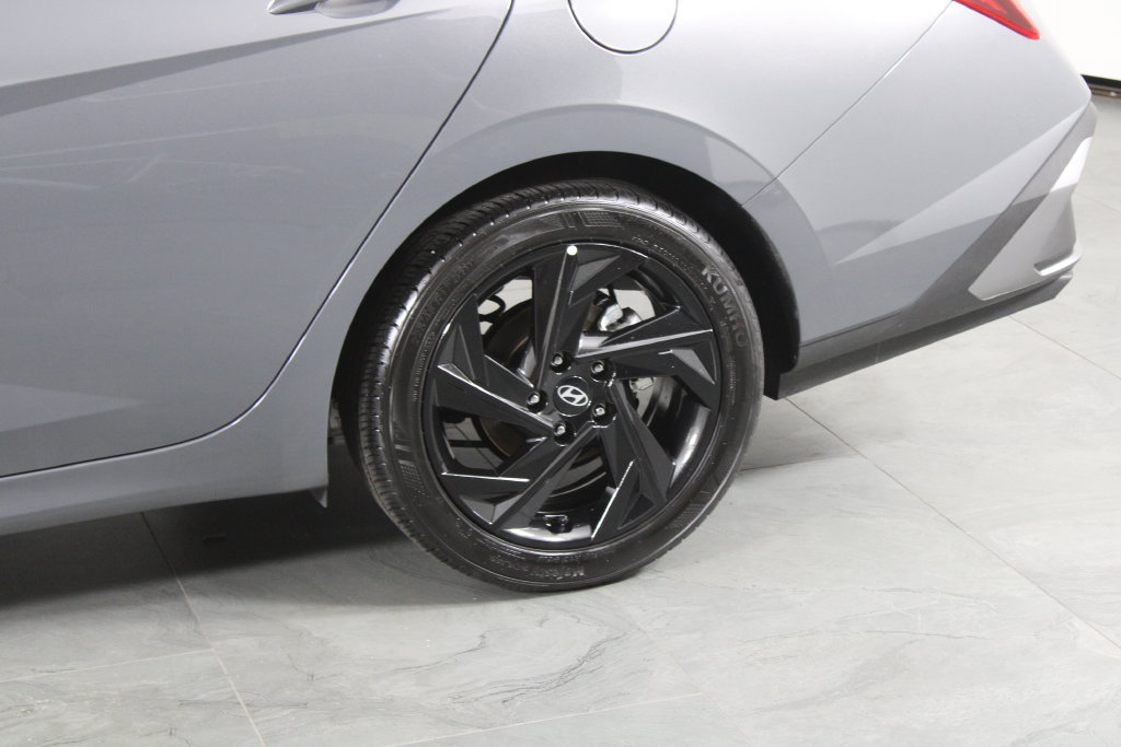 Certified 2026 Hyundai Elantra Sport FWD image 16