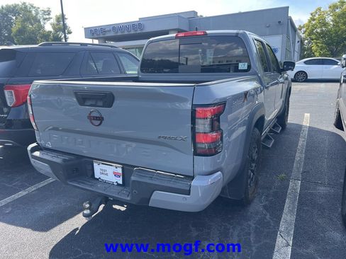 Used 2023 Nissan Frontier Pro-X w/ Pro-X Premium Package RWD image 3