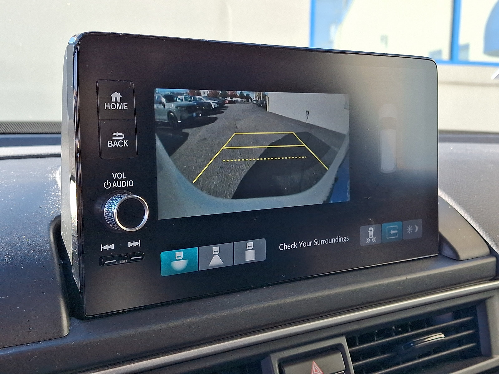 Used 2024 Honda Pilot EX-L image 17